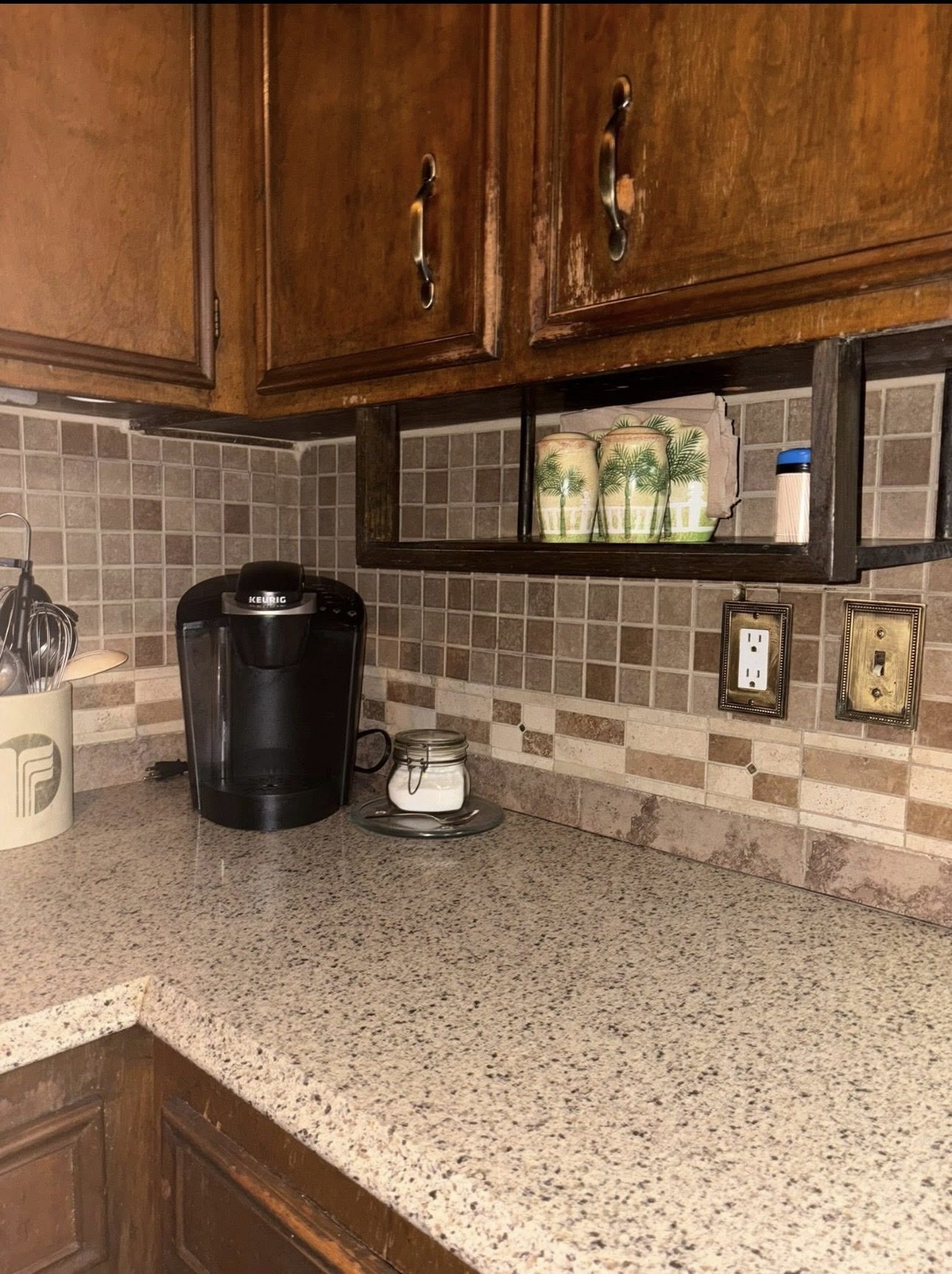Coffee station counter after cleaning